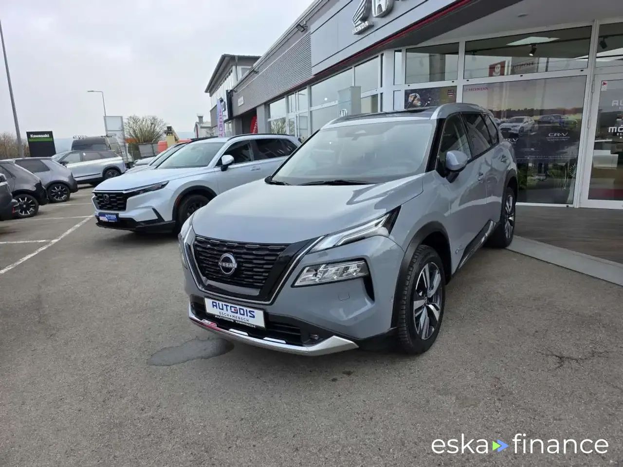 Leasing SUV Nissan X-Trail 2023