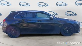 Leasing Sedan MERCEDES A 180 2019