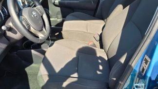 Leasing Hatchback Toyota Yaris 2013