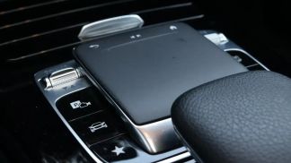 Lízing Sedan MERCEDES CLA 180 2019