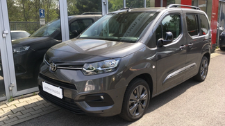 Leasing Passenger transport Toyota PROACE CITY VERSO 2023