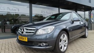 Finansowanie Sedan MERCEDES C 180 2011