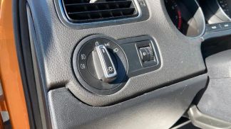 Lízing Hatchback Volkswagen Polo 2015