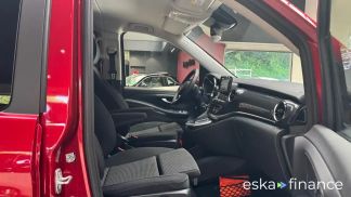Lízing Hatchback MERCEDES V 250 2023