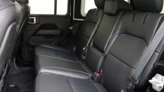 Leasing Convertible Jeep Wrangler 2023