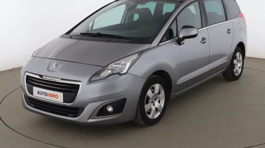 Peugeot 5008 2015