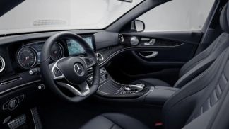 Finansowanie Wóz MERCEDES E 220 2018