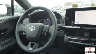Leasing SUV Toyota C-HR 2025