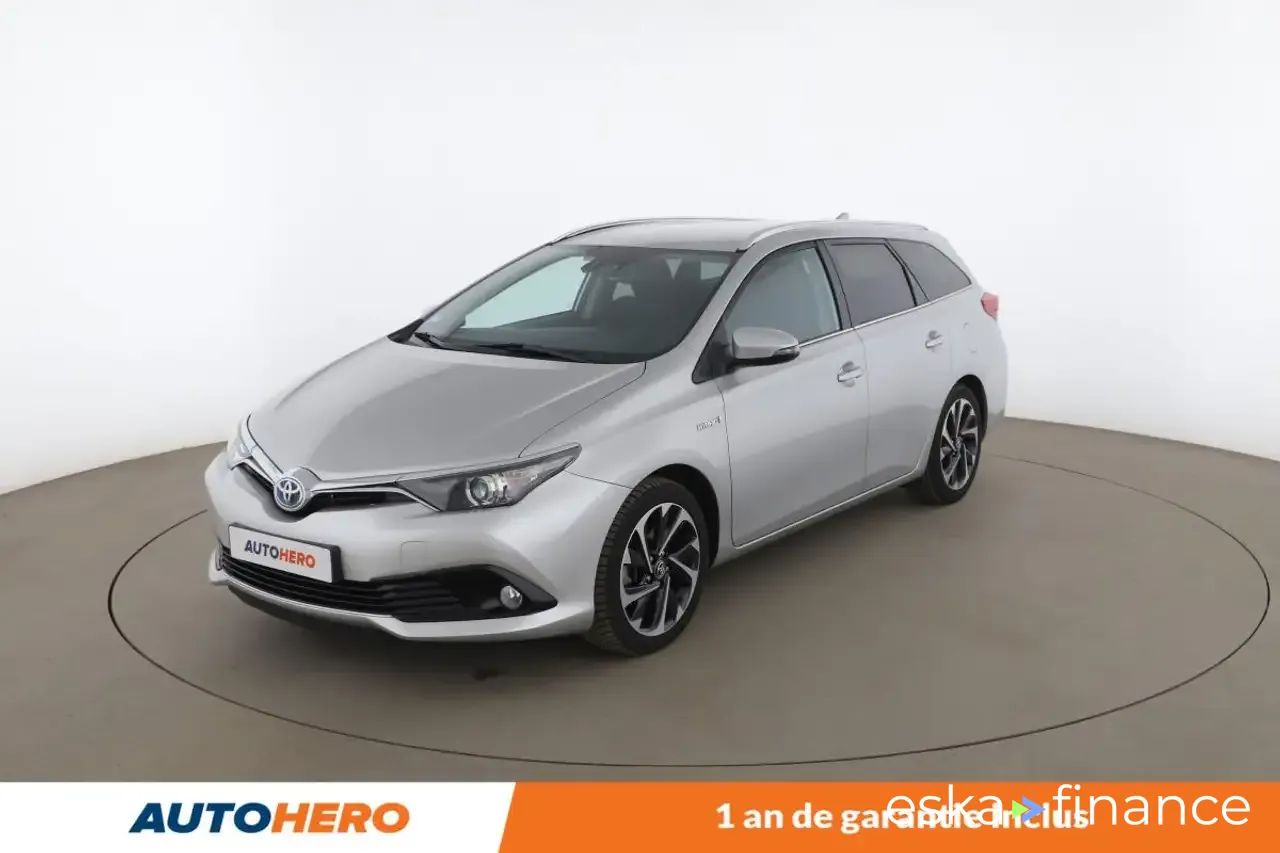 Leasing Wagon Toyota Auris 2019