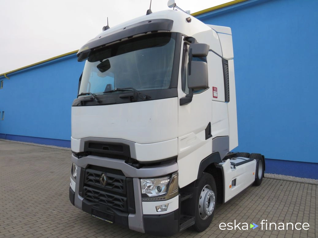 Lízing Traktor Renault T520 2018
