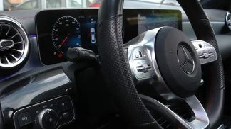 Lízing Sedan MERCEDES CLA 180 2019
