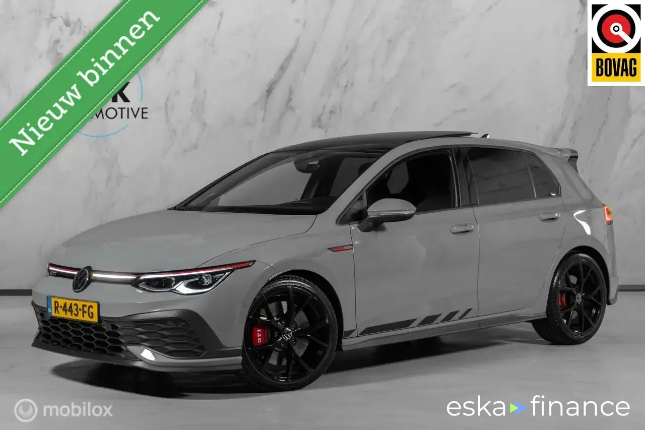 Lízing Hatchback Volkswagen GOLF GTI 2021