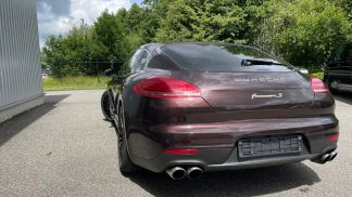 Leasing Sedan Porsche Panamera 2014