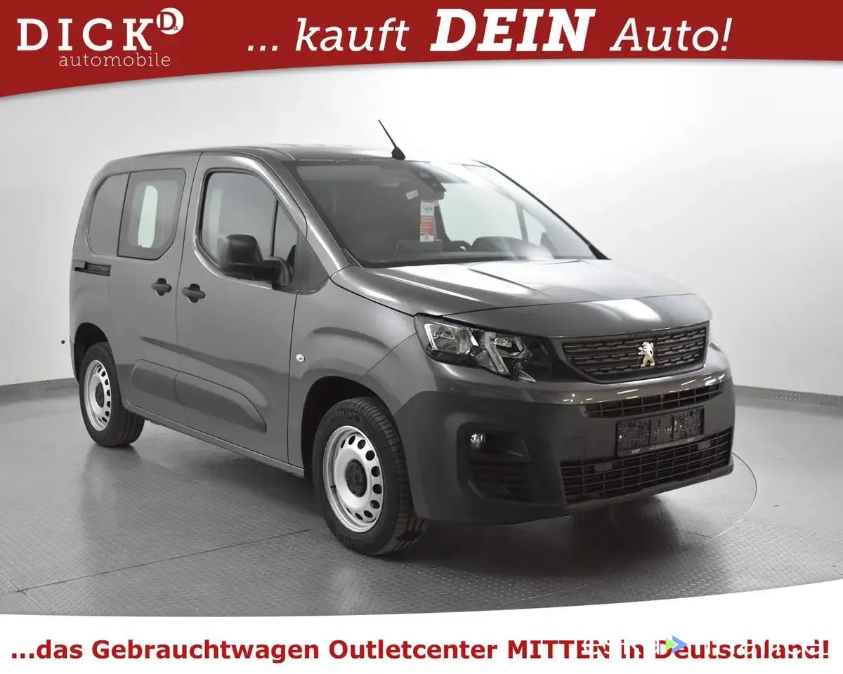 Financování Hatchback Peugeot Partner 2020