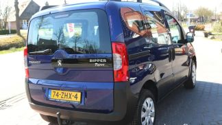 Lízing Hatchback Peugeot Bipper 2012