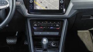 Leasing Hatchback Volkswagen Touran 2023
