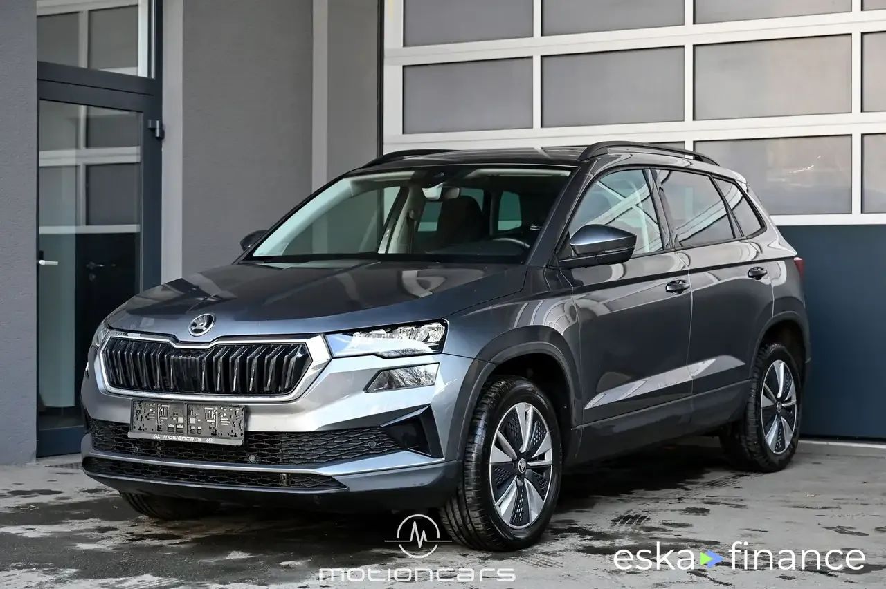 Leasing SUV Skoda Karoq 2023