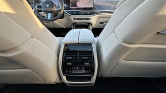 SUV BMW X7 2024