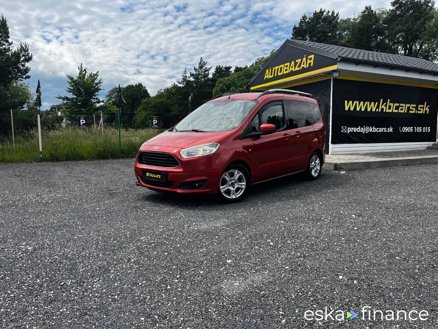 Leasing Le transport des passagers Ford Tourneo Courier 2015