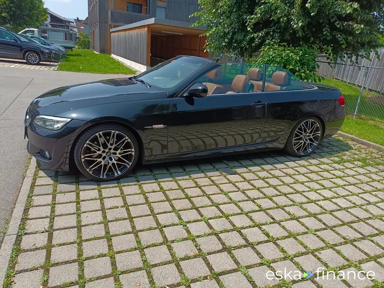 Financování Konvertibilní BMW 320 2011