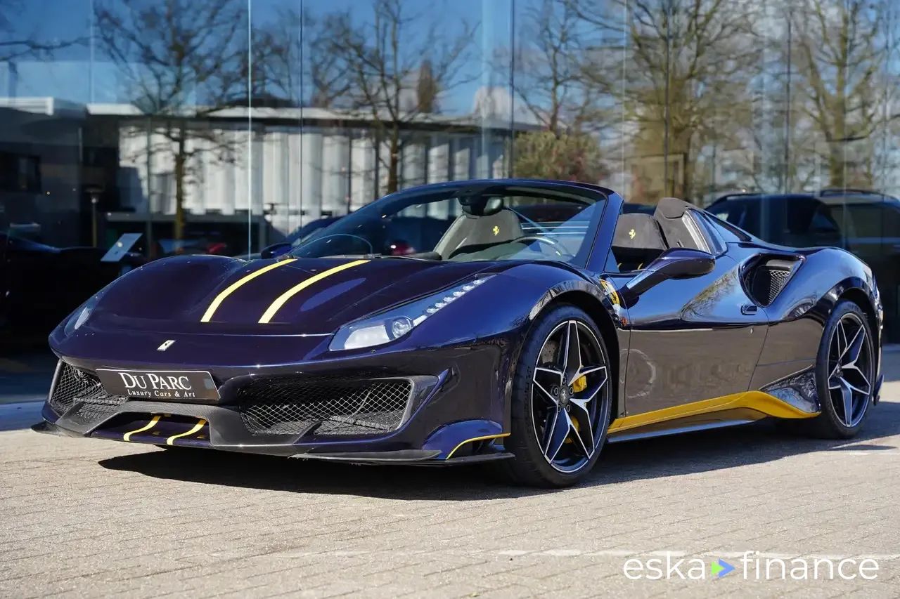 Leasing Convertible Ferrari 488 2020