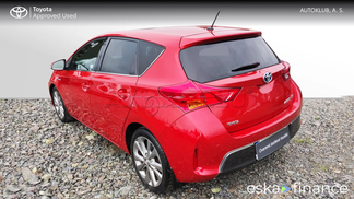 Lízing Hatchback Toyota Auris 2014