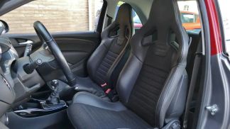 Lízing Hatchback Opel Adam 2015