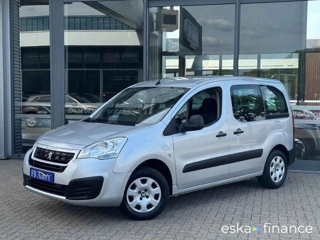 Finansowanie Hatchback Peugeot Partner 2018