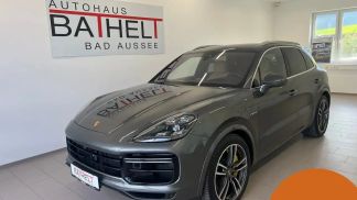 Lízing SUV Porsche Cayenne 2022