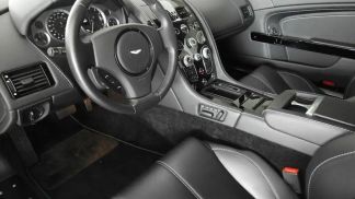 Finansowanie Coupé Aston Martin V8 2016