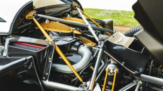 Leasing Coupe Pagani Huayra 2014