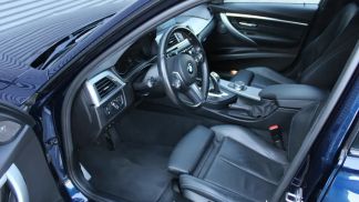 Lízing Sedan BMW 320 2018