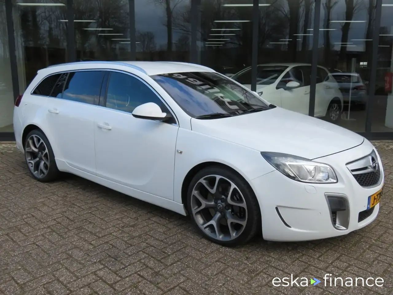 Lízing Hatchback Opel Insignia 2011