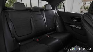 Lízing Sedan MERCEDES C 300 2023