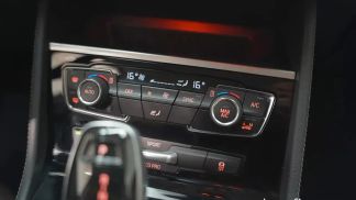Financování Hatchback BMW 218 2020