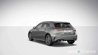 Lízing Hatchback MERCEDES A 250 2023