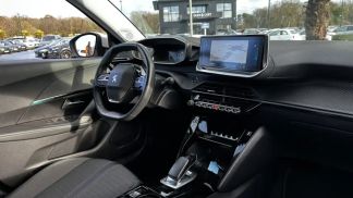 Lízing SUV Peugeot E-2008 2021