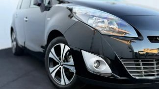 Lízing Hatchback Renault Scenic 2011
