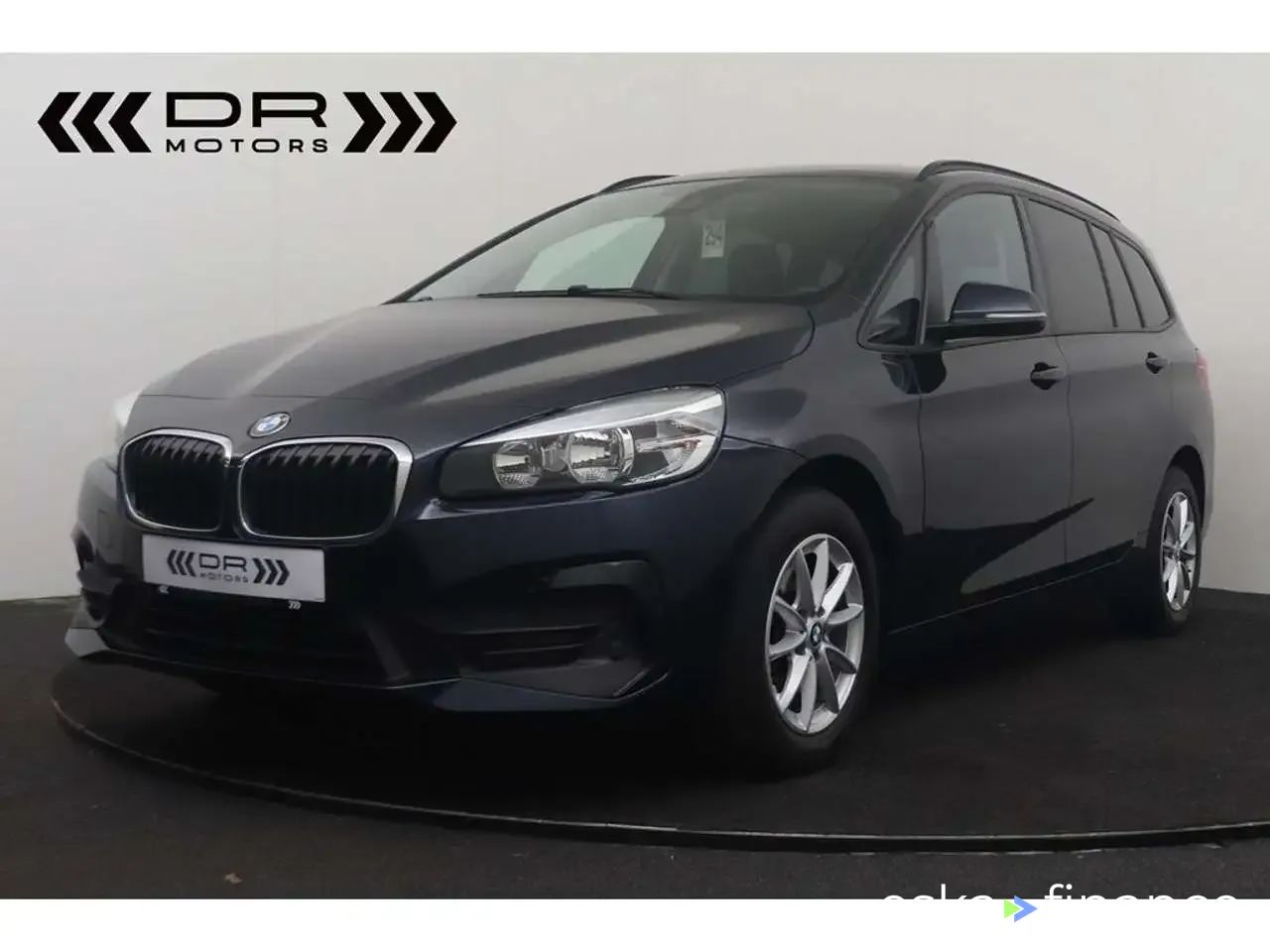 Lízing Hatchback BMW 216 2019
