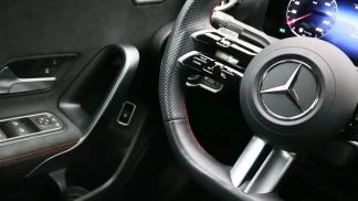 Lízing Sedan MERCEDES A 250 2024