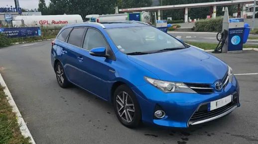 Toyota Auris 2015