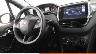 Leasing Hatchback Peugeot 208 2015