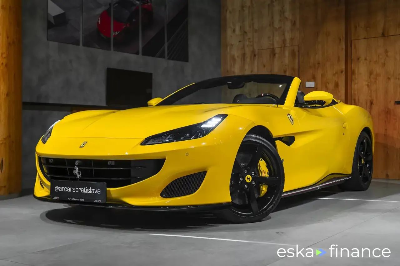 Lízing Kabriolet Ferrari Portofino 2019