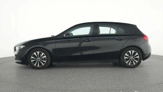 Lízing Hatchback MERCEDES A 200 2021