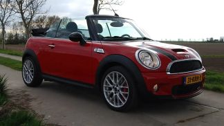 Financování Konvertibilní MINI John Cooper Works Cabrio 2010