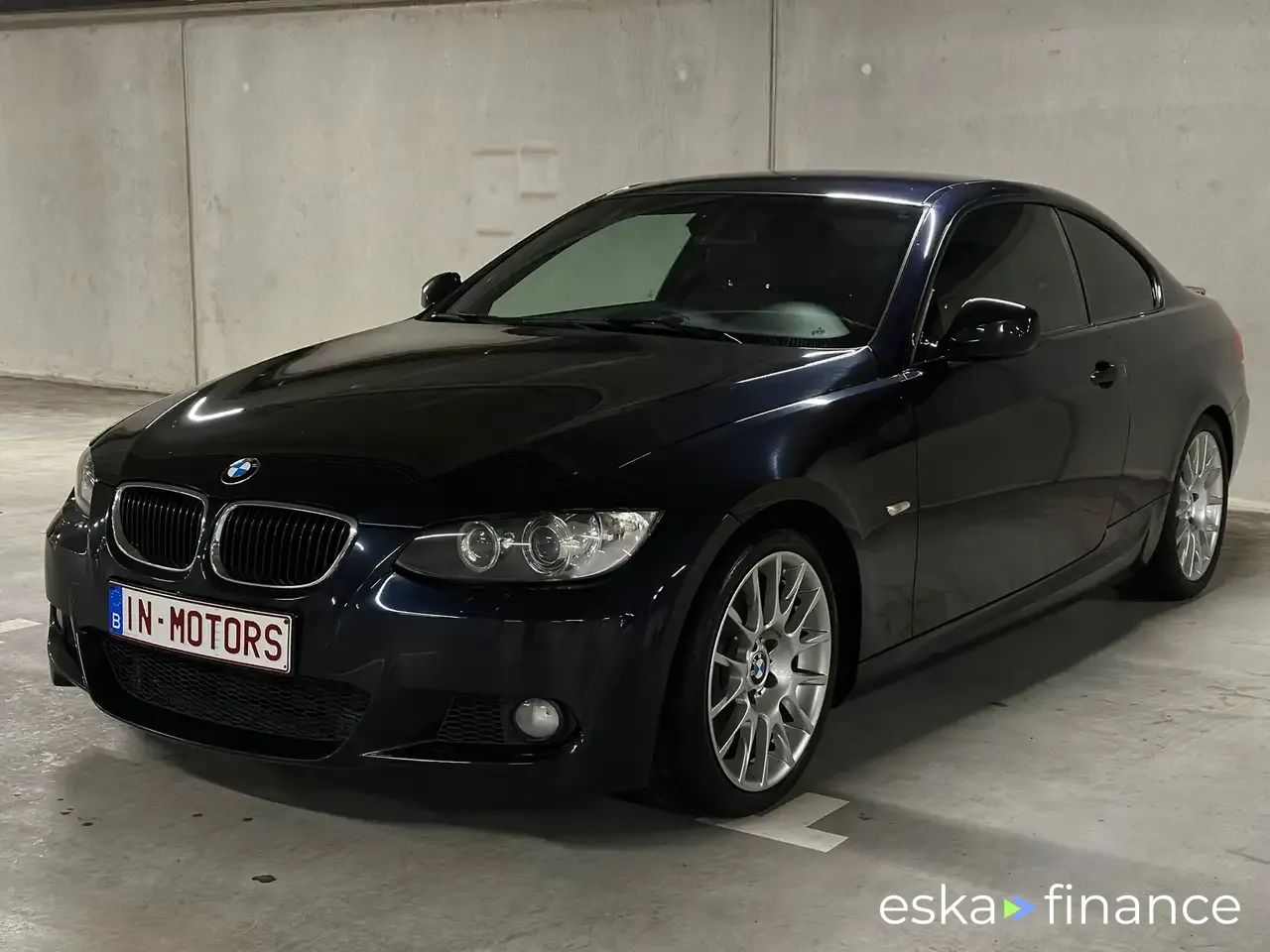 Lízing Kupé BMW 320 2010