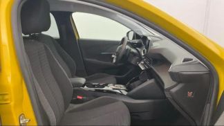 Lízing Sedan Peugeot 208 2022