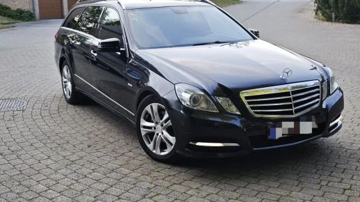 MERCEDES E 200 2012