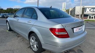 Lízing Sedan MERCEDES C 200 2012