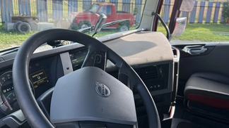 Tractor unit Volvo FH 2018